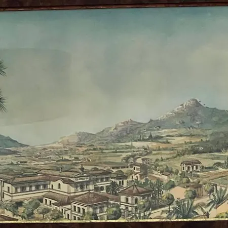 Chateau De La Clapiere בית נופש הייר