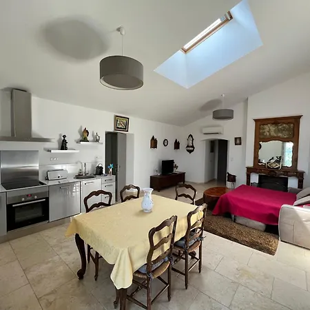 בית נופש Chateau De La Clapiere הייר