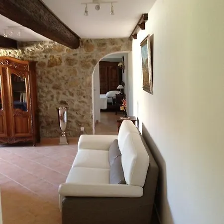 Chateau De La Clapiere * Єр