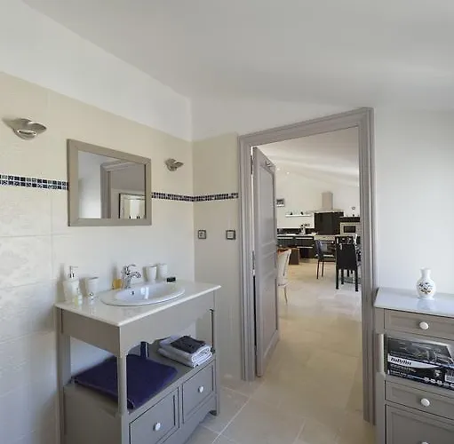 Chateau De La Clapiere Hyères