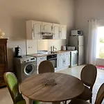 Chateau De La Clapiere Hébergement de vacances *