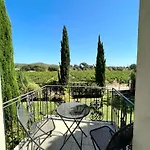 Hébergement de vacances Chateau De La Clapiere