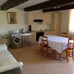Hébergement de vacances Chateau De La Clapiere