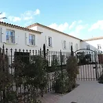 Hébergement de vacances Chateau De La Clapiere