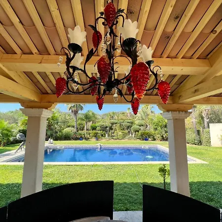 בית נופש Chateau De La Clapiere