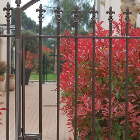 בית נופש Chateau De La Clapiere הייר