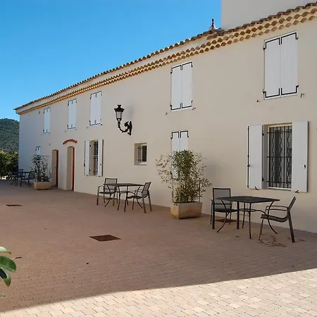 Chateau De La Clapiere * Єр