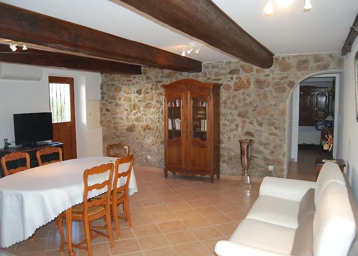 Chateau De La Clapiere *