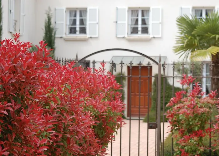 Holiday home Chateau De La Clapiere Hyeres