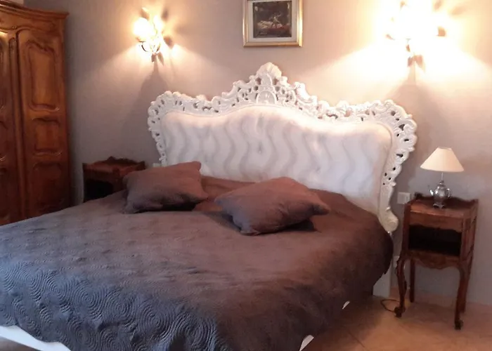 Chateau De La Clapiere Holiday home *